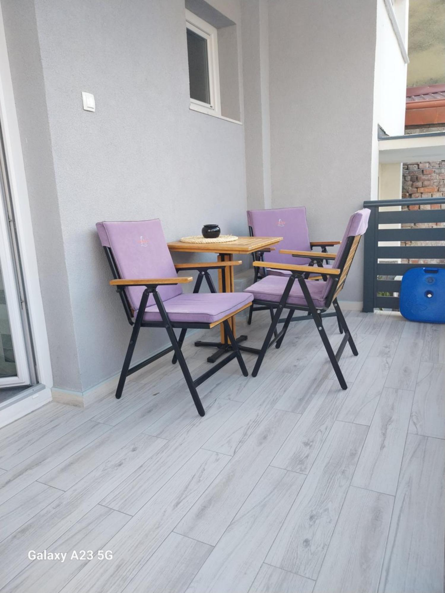 Apartman Bloom Osijek Exterior foto