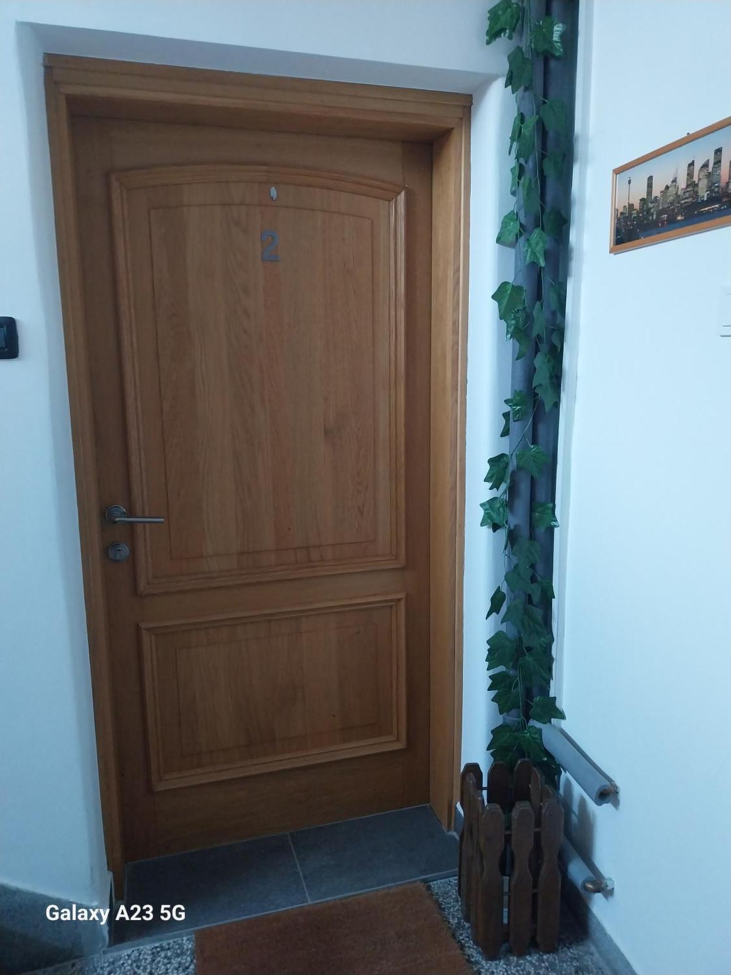 Apartman Bloom Osijek Exterior foto