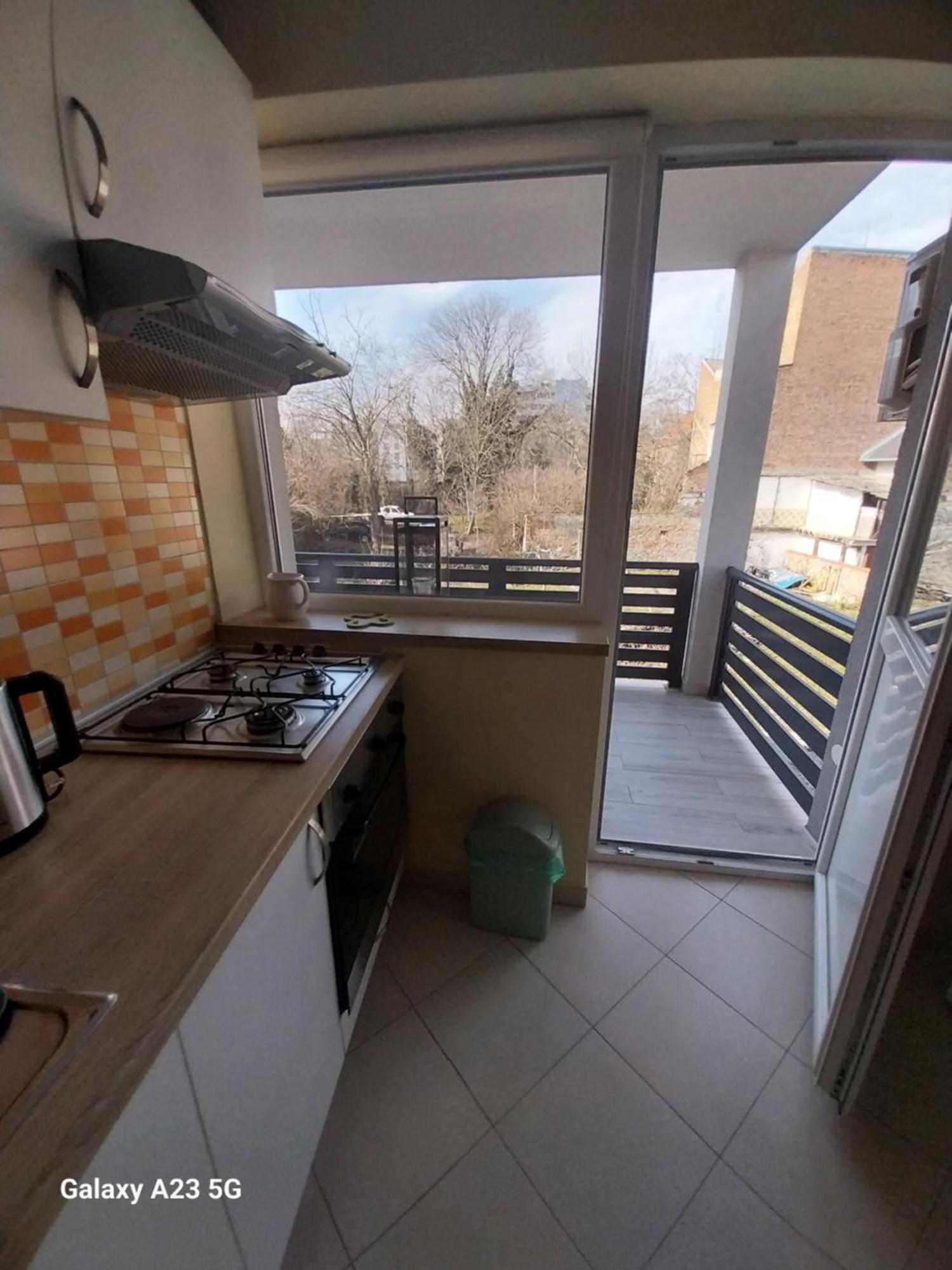 Apartman Bloom Osijek Exterior foto